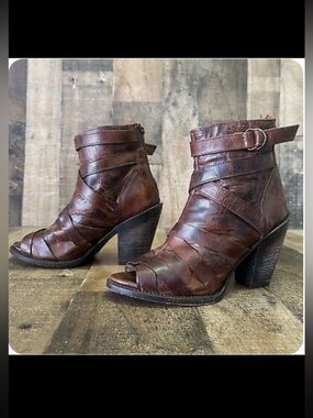 10 Freebird JOKER unique strappy
bootie heel peep toe sandal in cognac color
